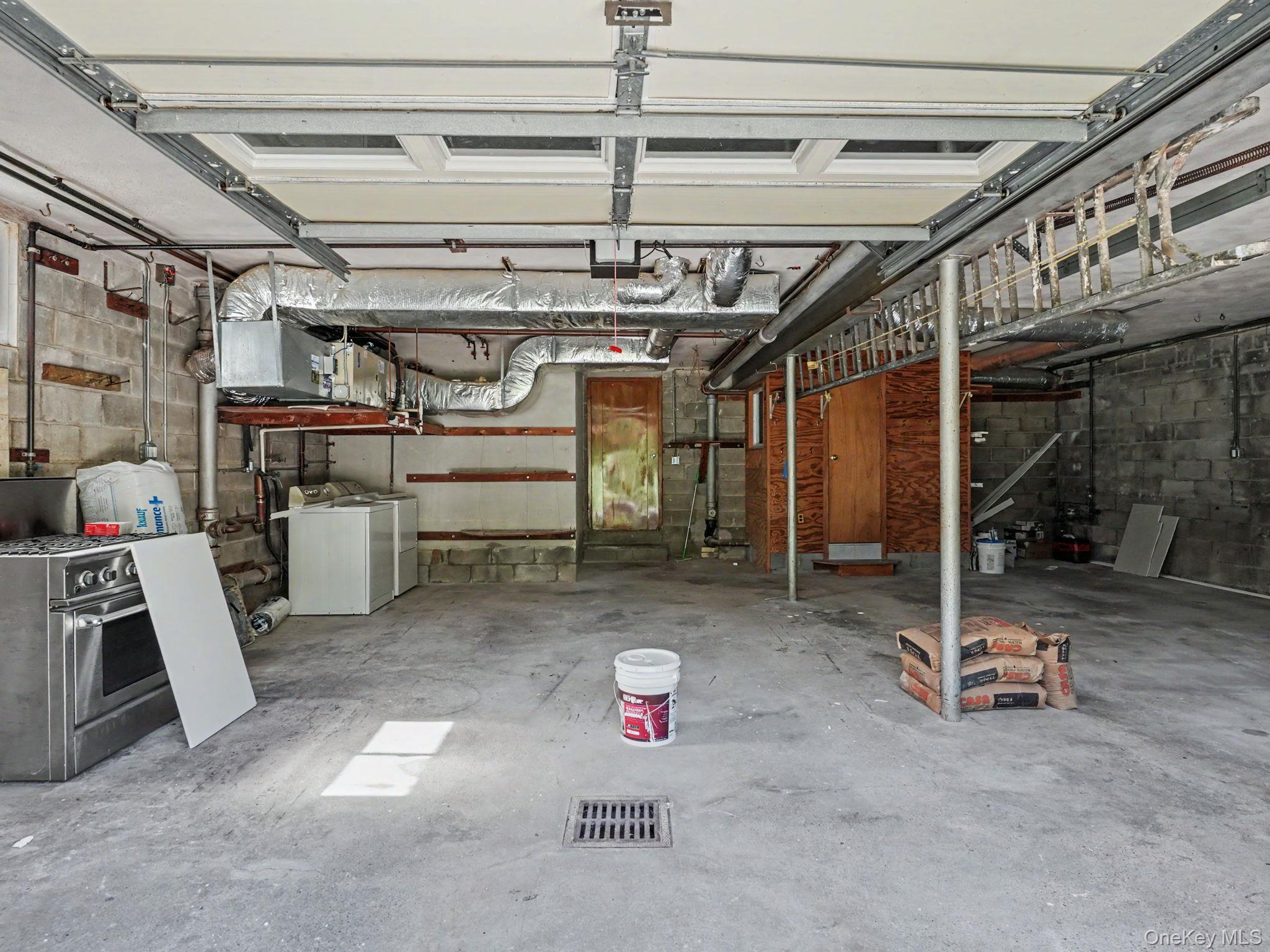 3 Livingston Street Property Photo 33