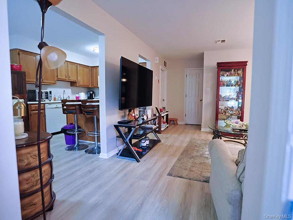 65 Jimal Drive Property Photo 6