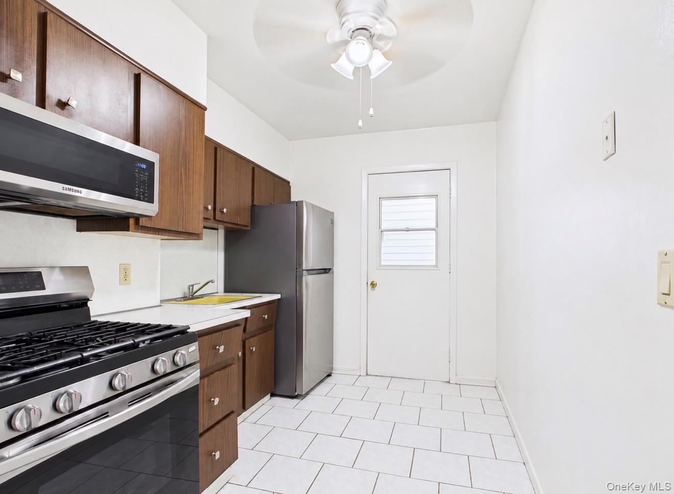 7862 81st Street Property Photo 4