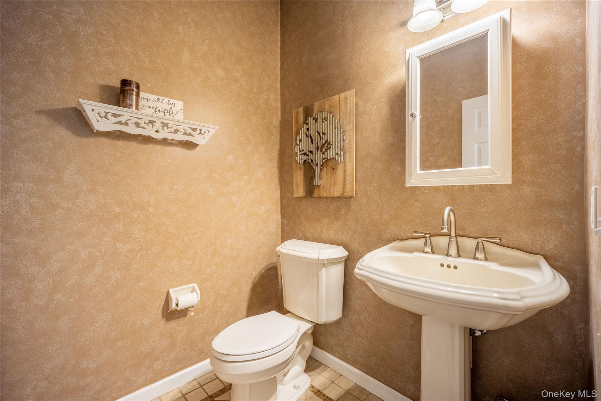 53 Traci Lane Property Photo 14