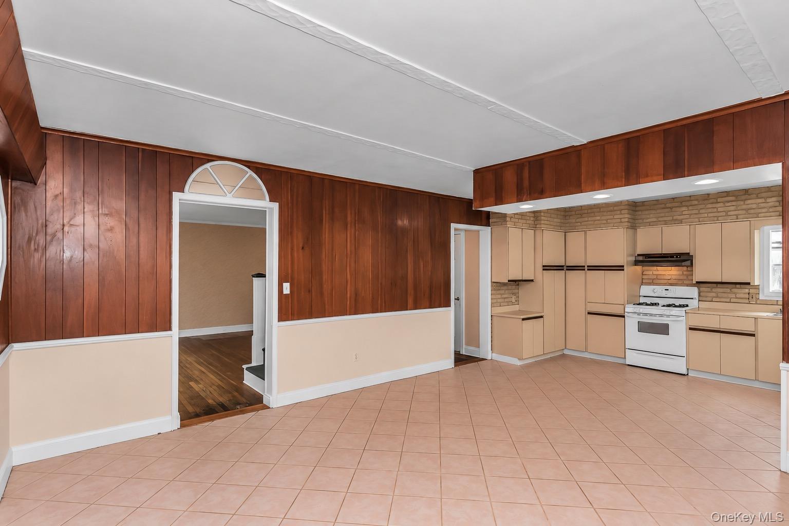 44 Capitol Avenue Property Photo 10