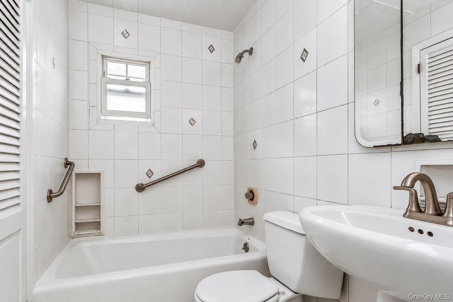 44 Capitol Avenue Property Photo 14