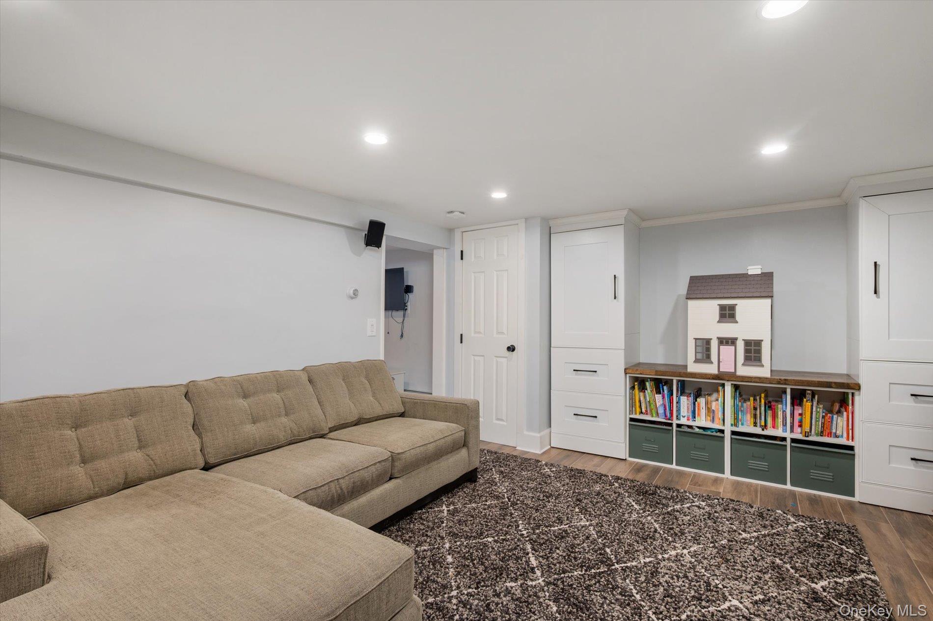 22 Crestfield Place Property Photo 17