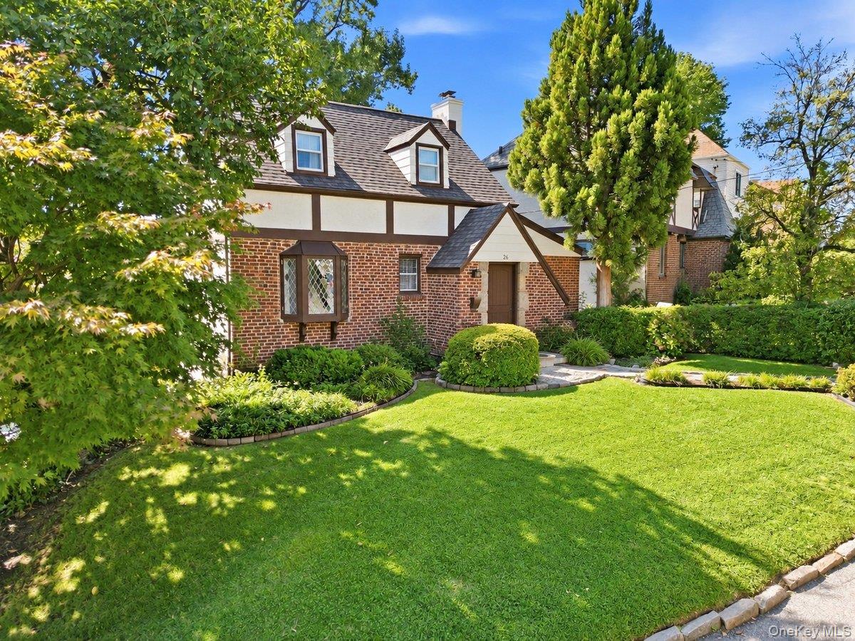26 Huntington Drive Property Photo 2