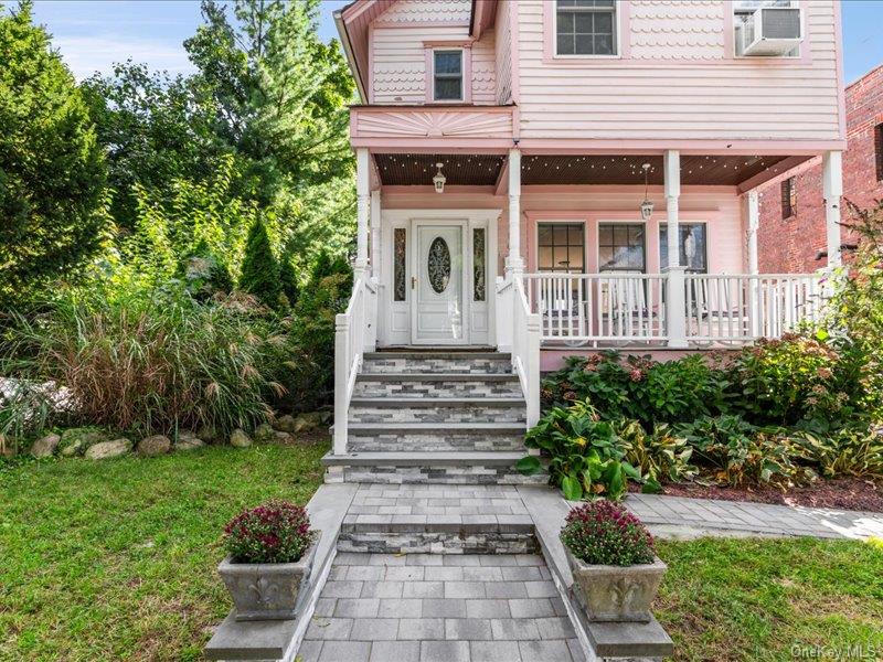 39 12th Avenue Property Photo 3