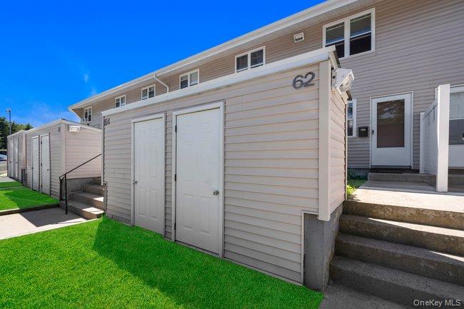 62 Townhouse Road 62 Property Photo 1