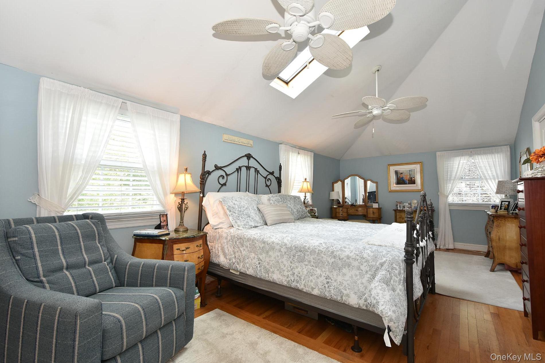 10 Alton Court Property Photo 15