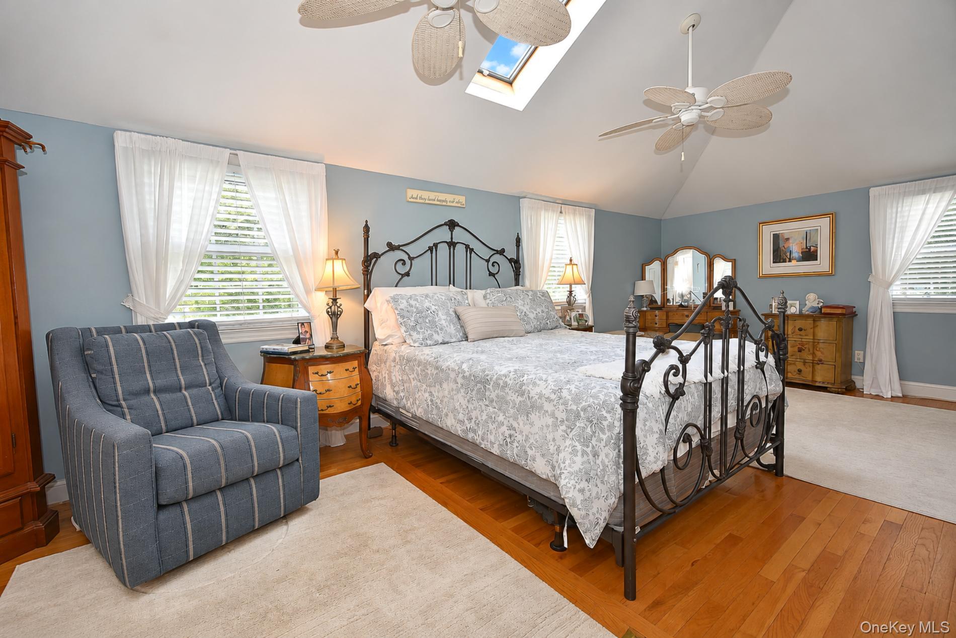 10 Alton Court Property Photo 16