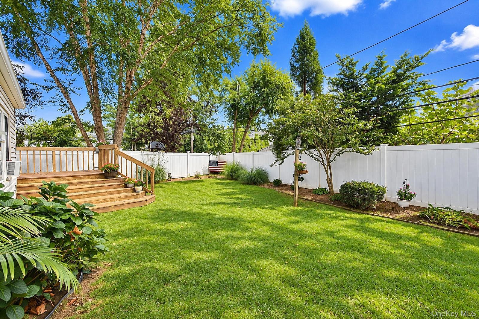 10 Alton Court Property Photo 27
