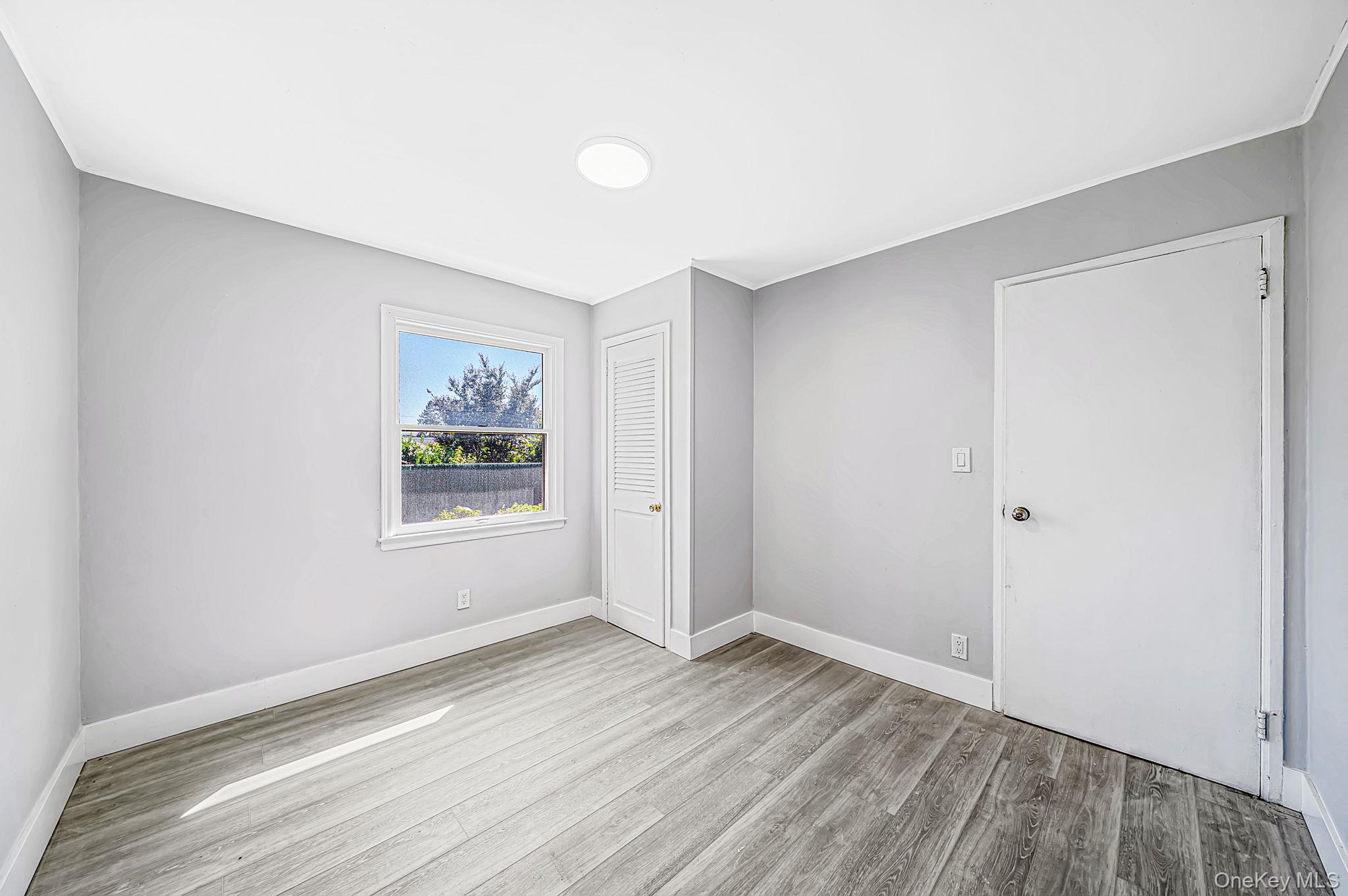 745 Anderson Avenue Property Photo 25