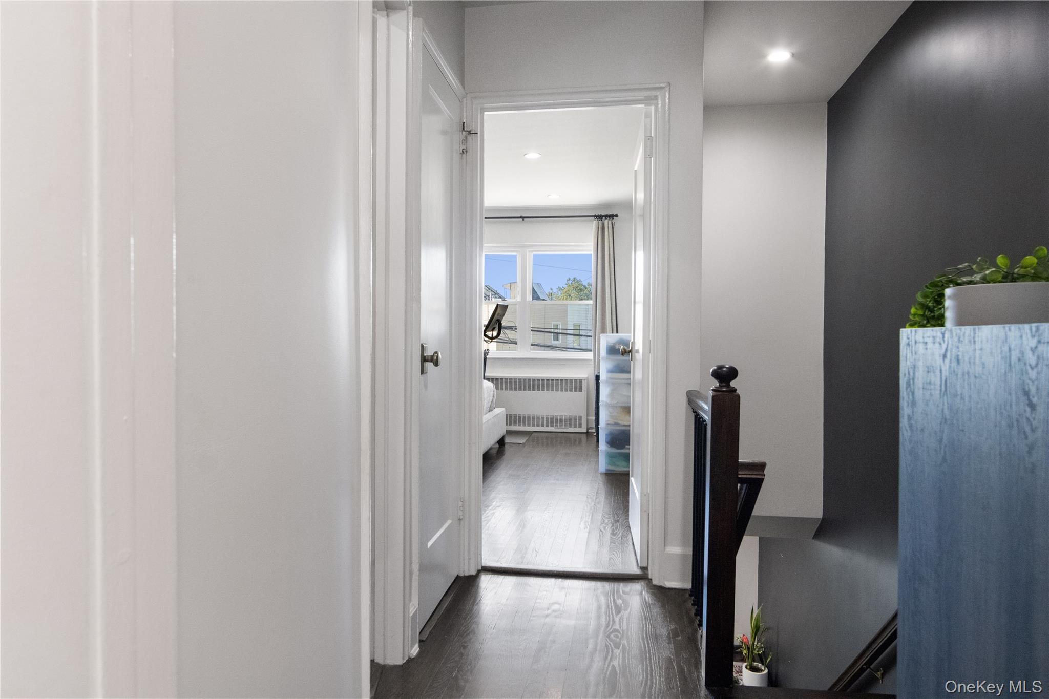 1902 Bronxdale Avenue Property Photo 8