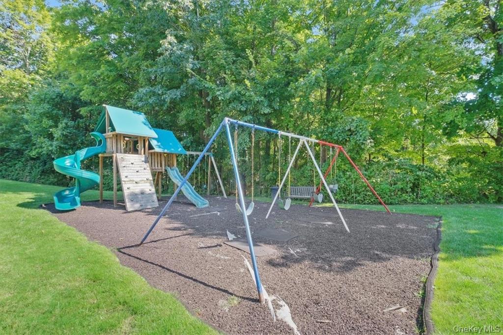 7 Woodland Trail Property Photo 31
