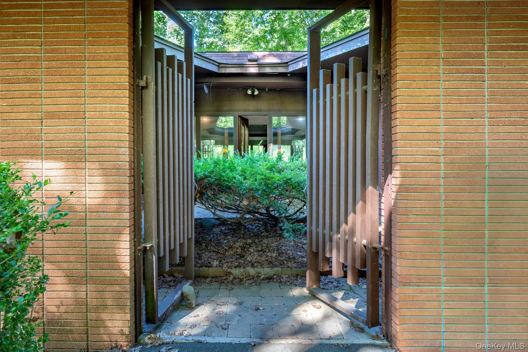 4 Linden Court Property Photo 2