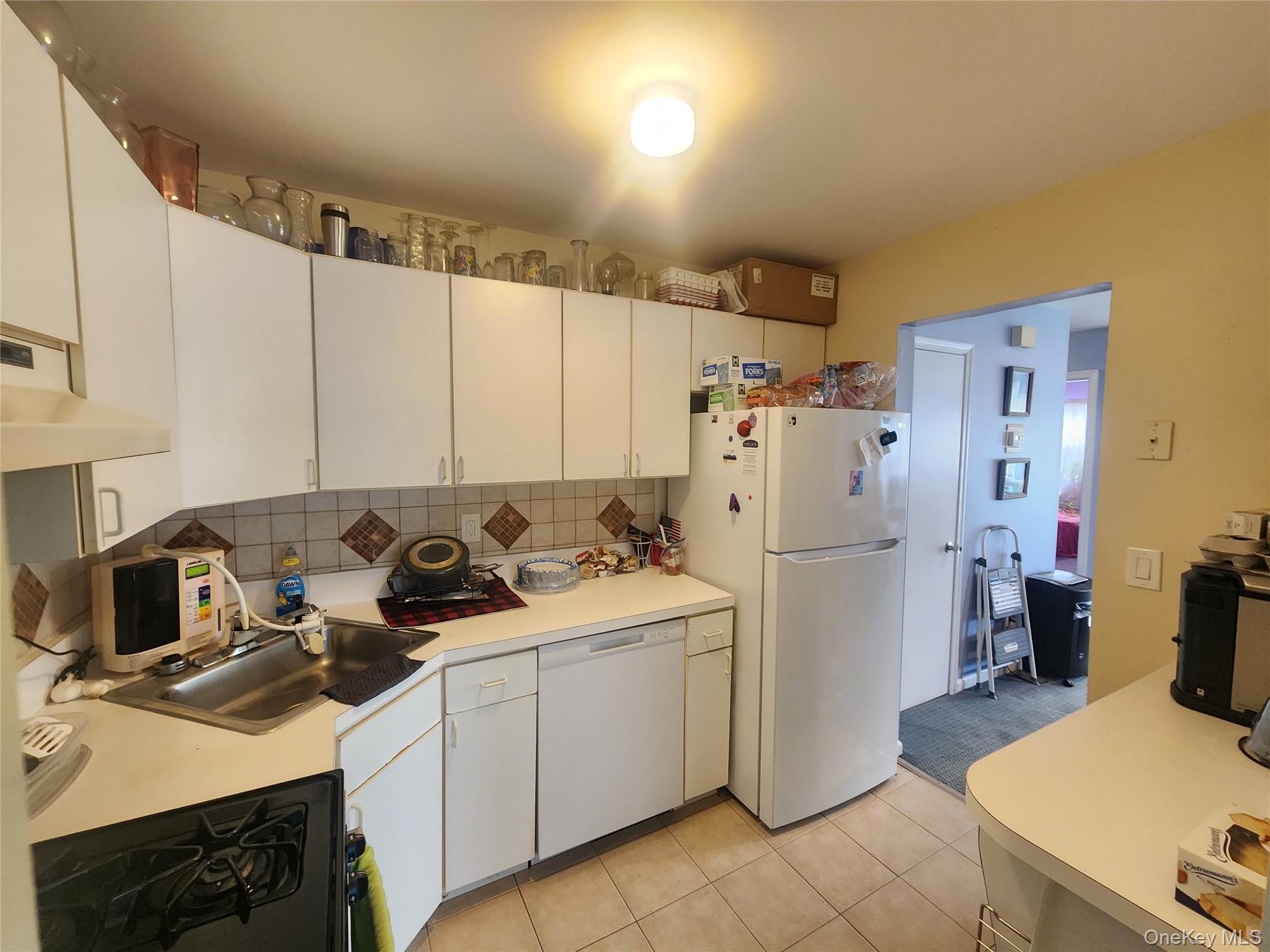 4 Sprucewood Boulevard Property Photo 8