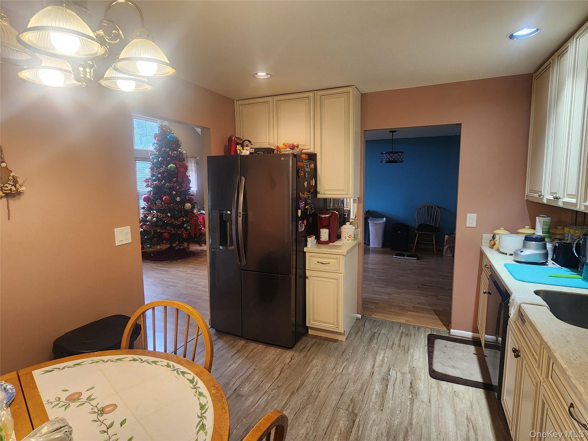 4 Sprucewood Boulevard Property Photo 15