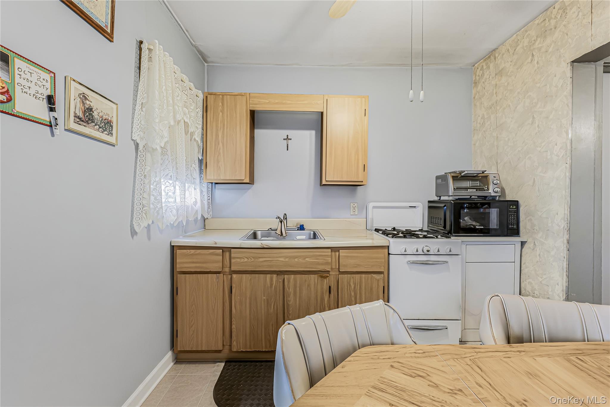 9307 76th Street Property Photo 26