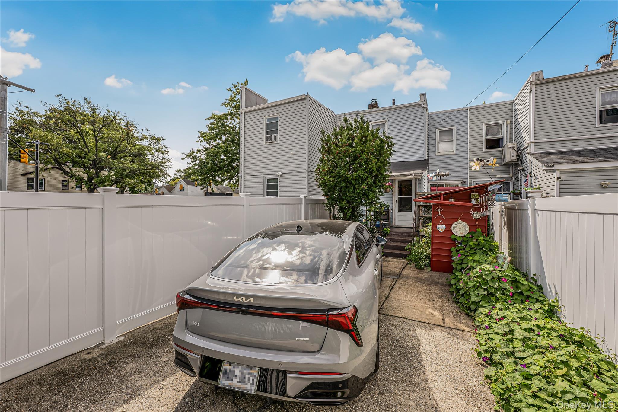 9307 76th Street Property Photo 30