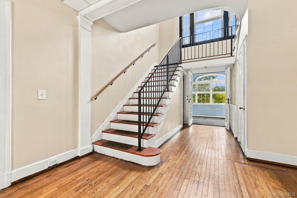 600 Bedford Road Property Photo 3