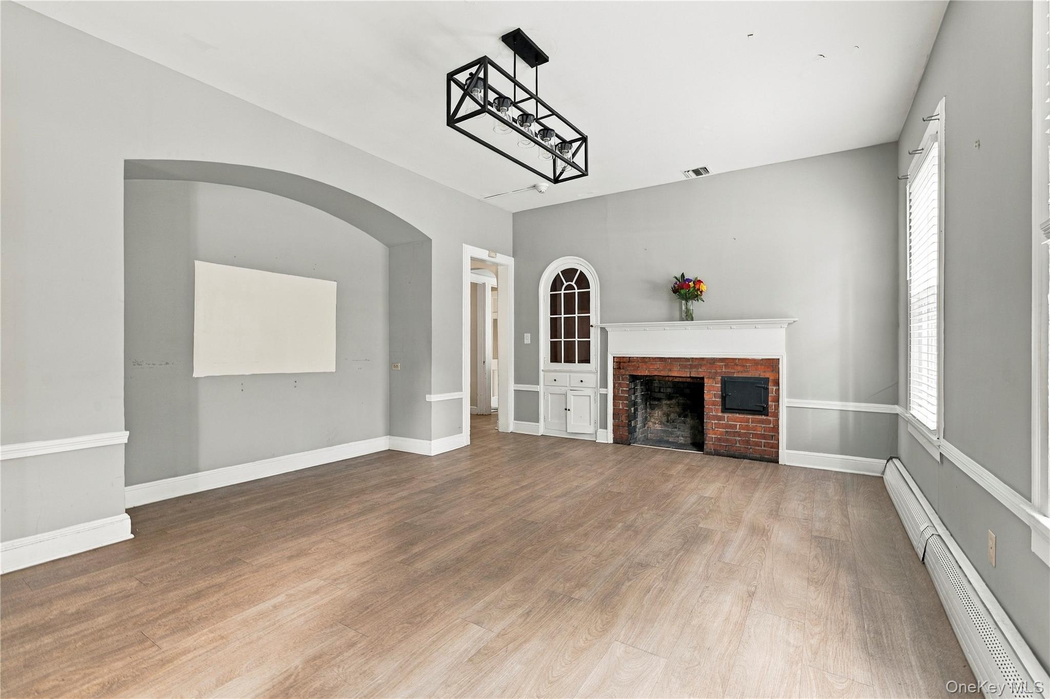 600 Bedford Road Property Photo 11
