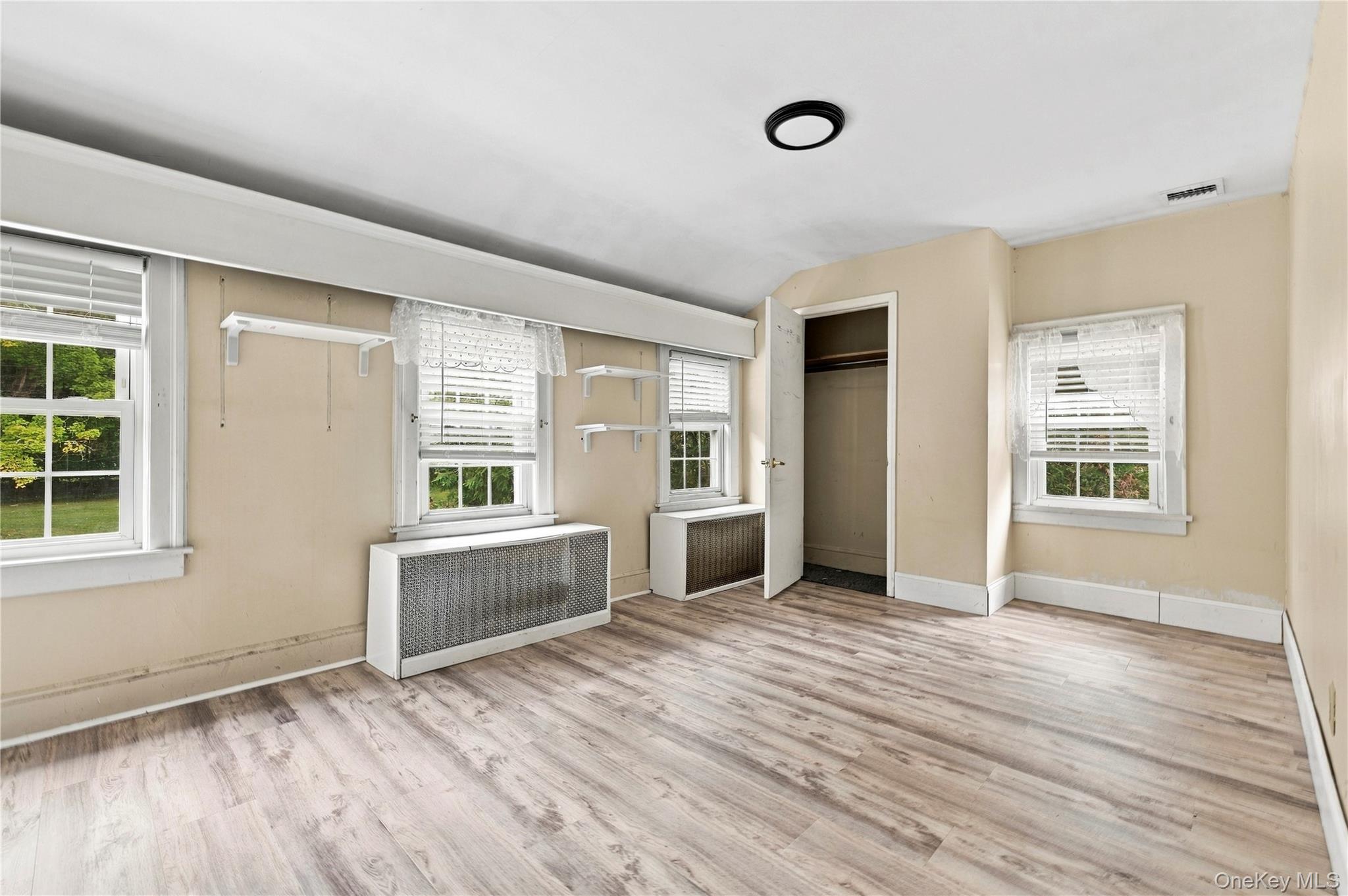 600 Bedford Road Property Photo 25