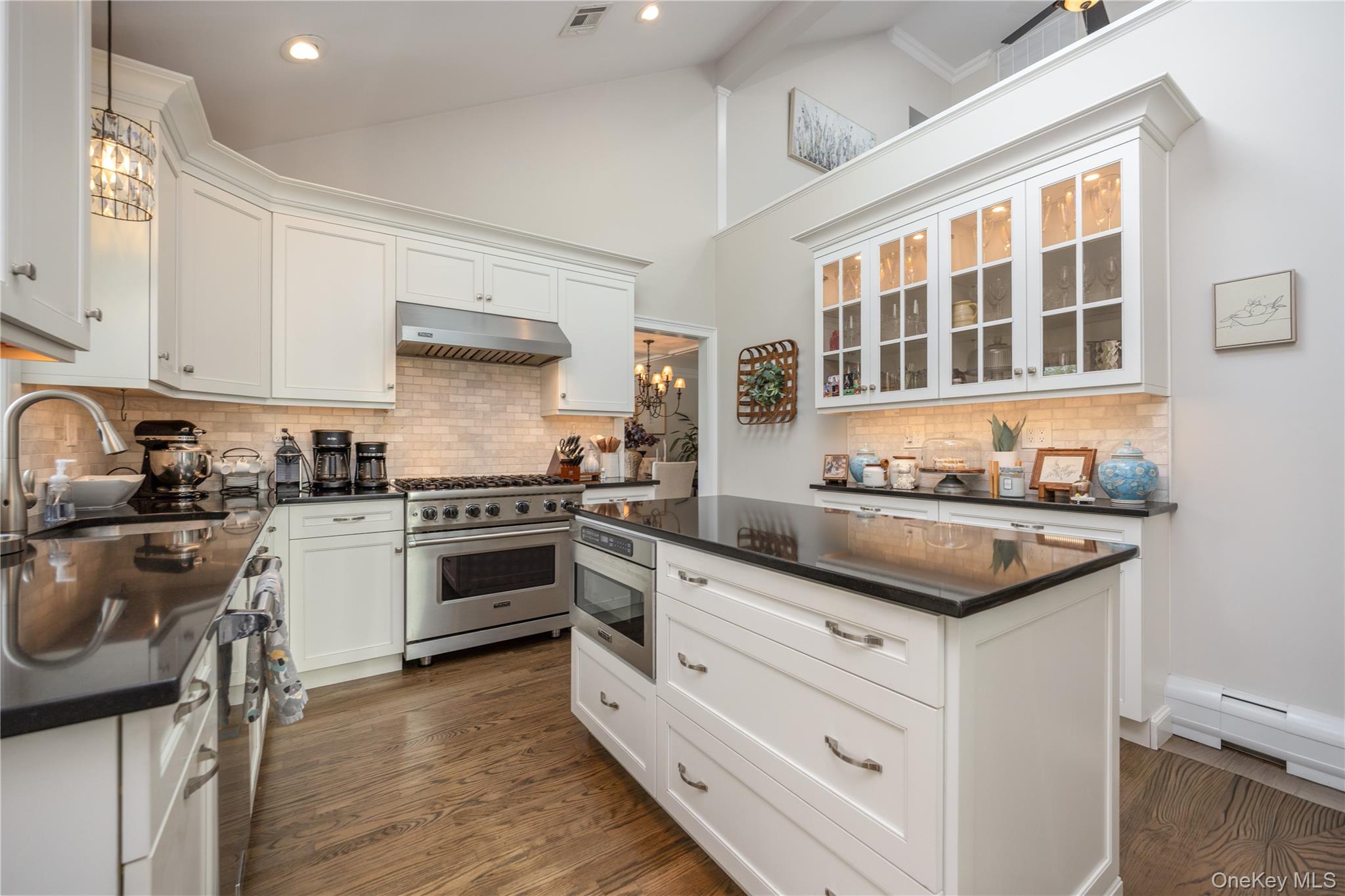 16 Lark Street Property Photo 9
