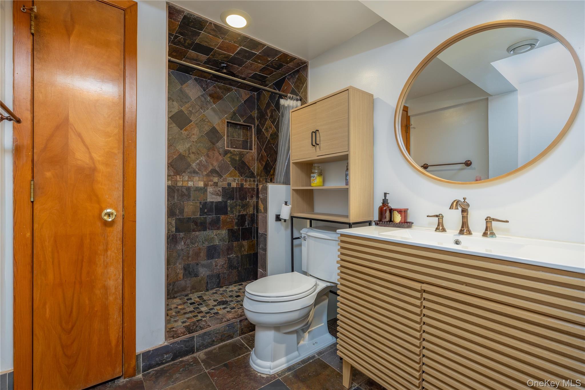 16 Lark Street Property Photo 23