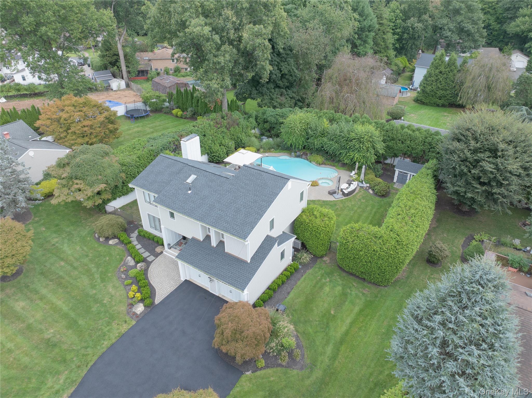 16 Lark Street Property Photo 46