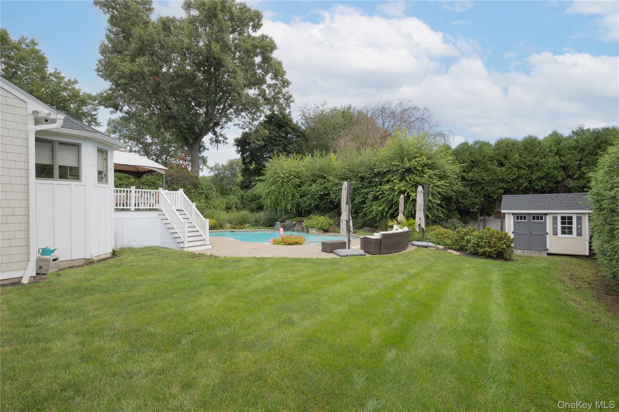 16 Lark Street Property Photo 49