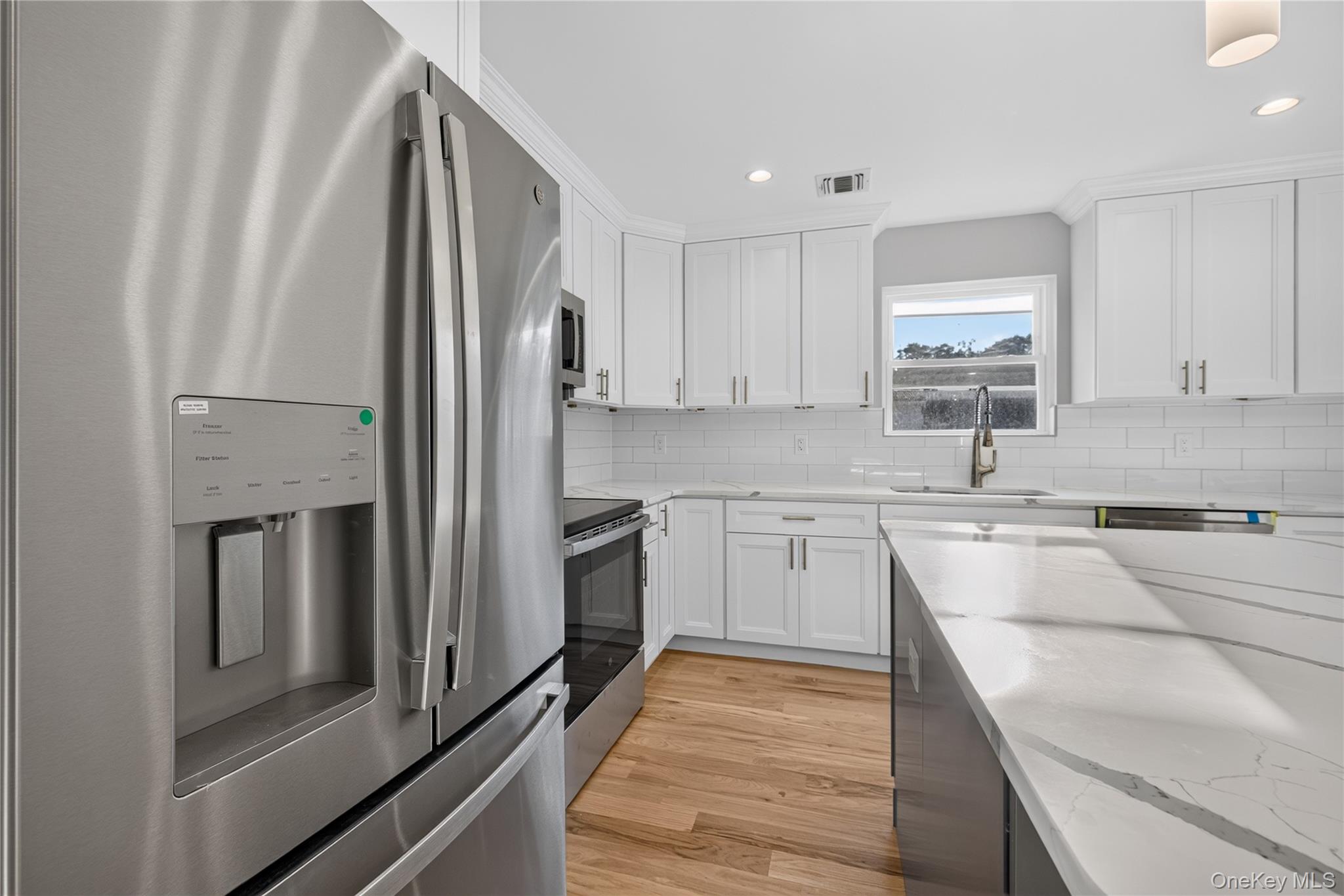 9 Oswego Place Property Photo 12