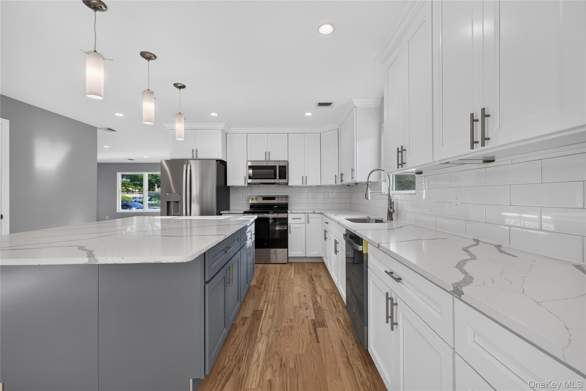 9 Oswego Place Property Photo 14