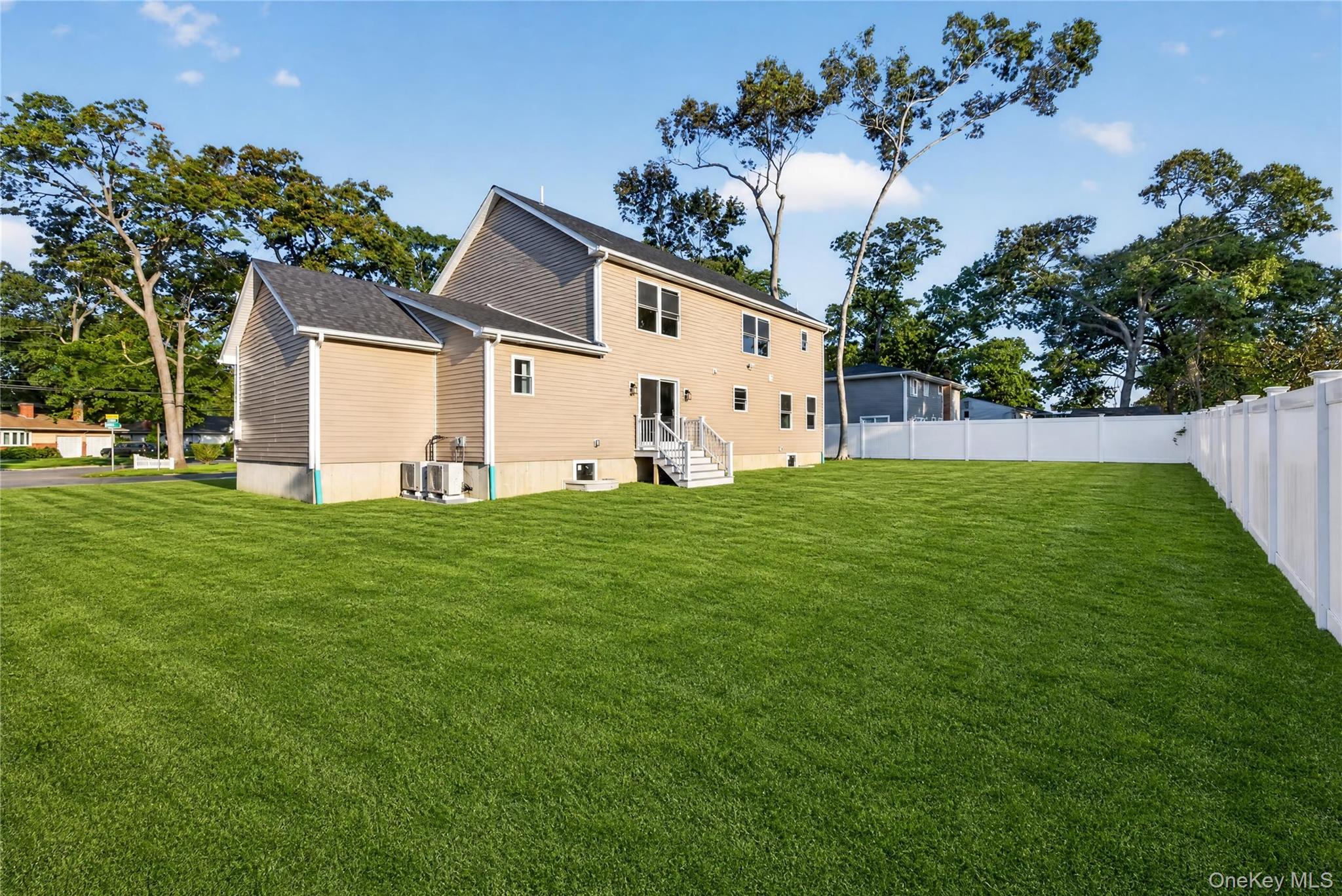 9 Oswego Place Property Photo 43