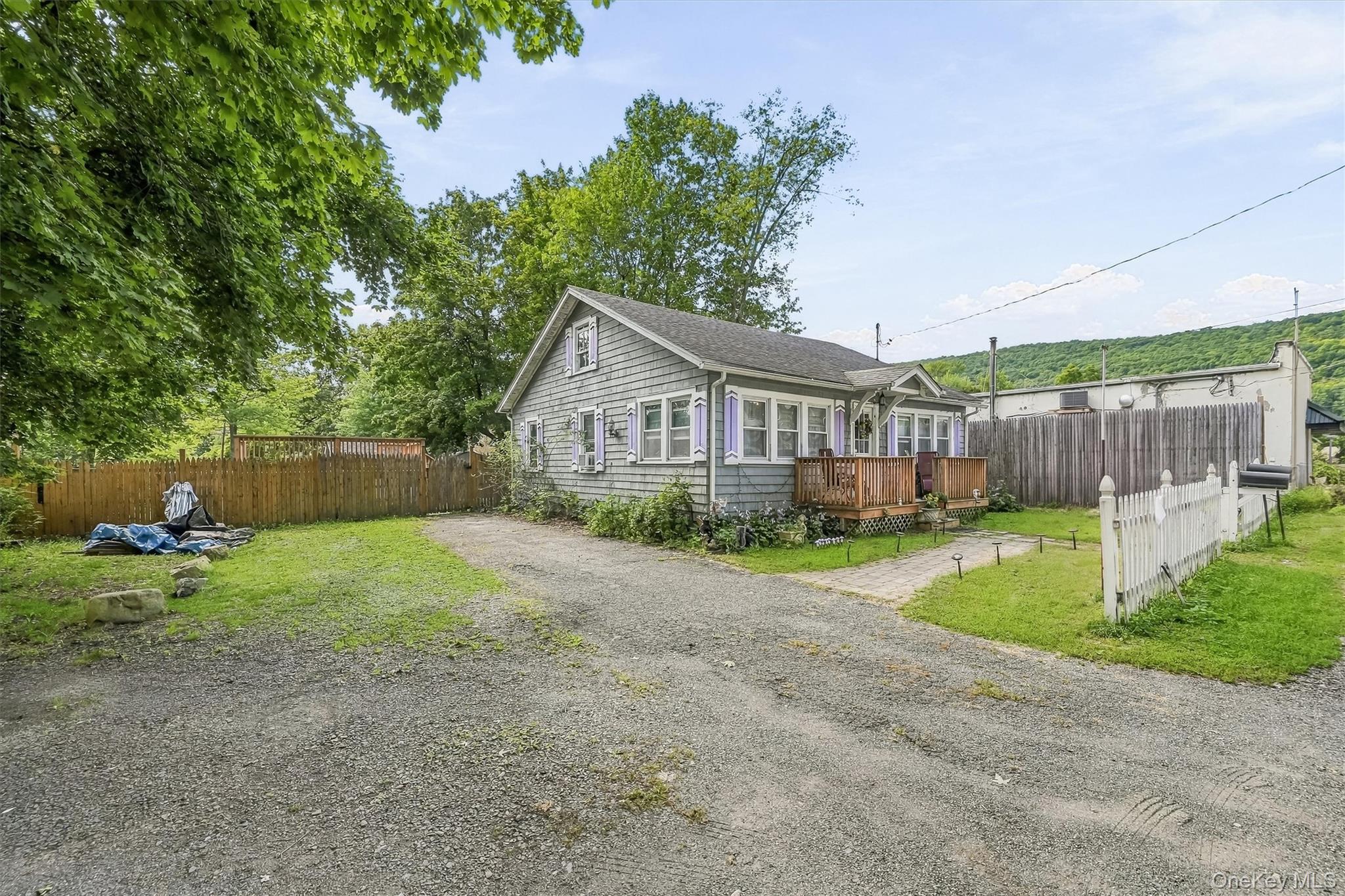 15 Elm Street Property Photo 3