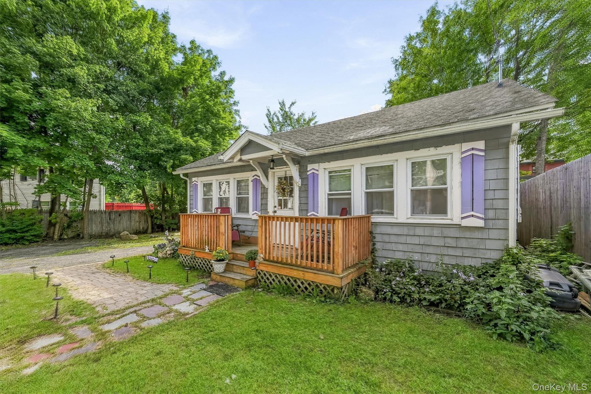 15 Elm Street Property Photo 4