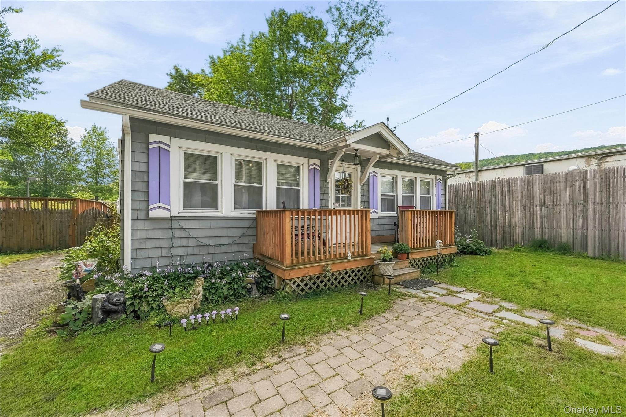 15 Elm Street Property Photo 5