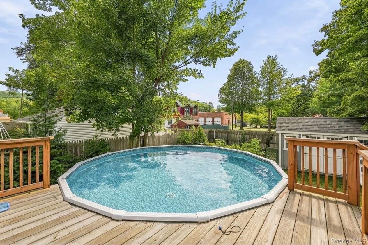 15 Elm Street Property Photo 22