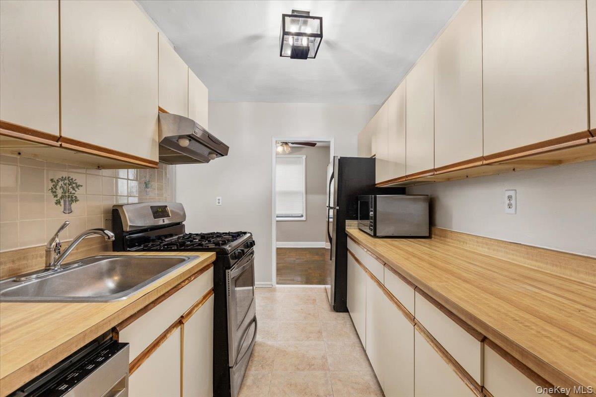 16 N Broadway 5c Property Photo 16