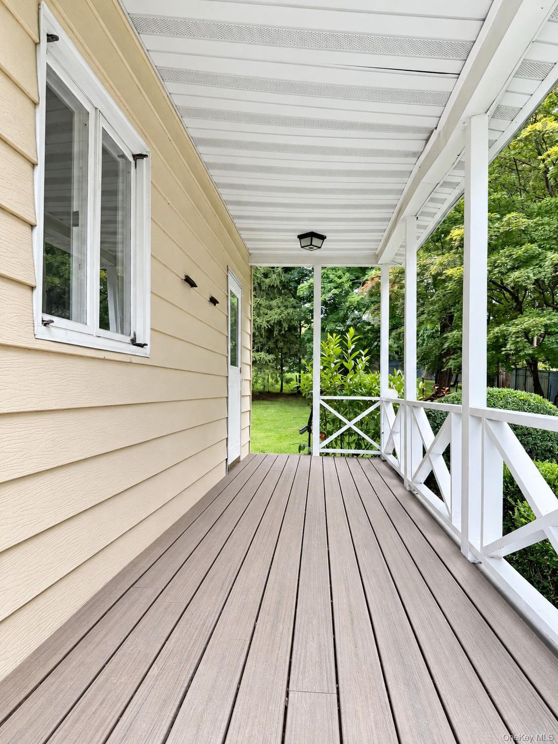 547 #a King Street Property Photo 2
