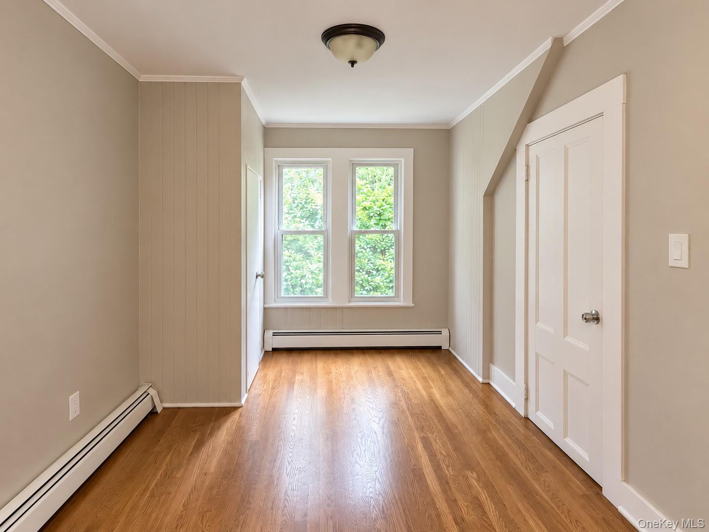 547 #a King Street Property Photo 11