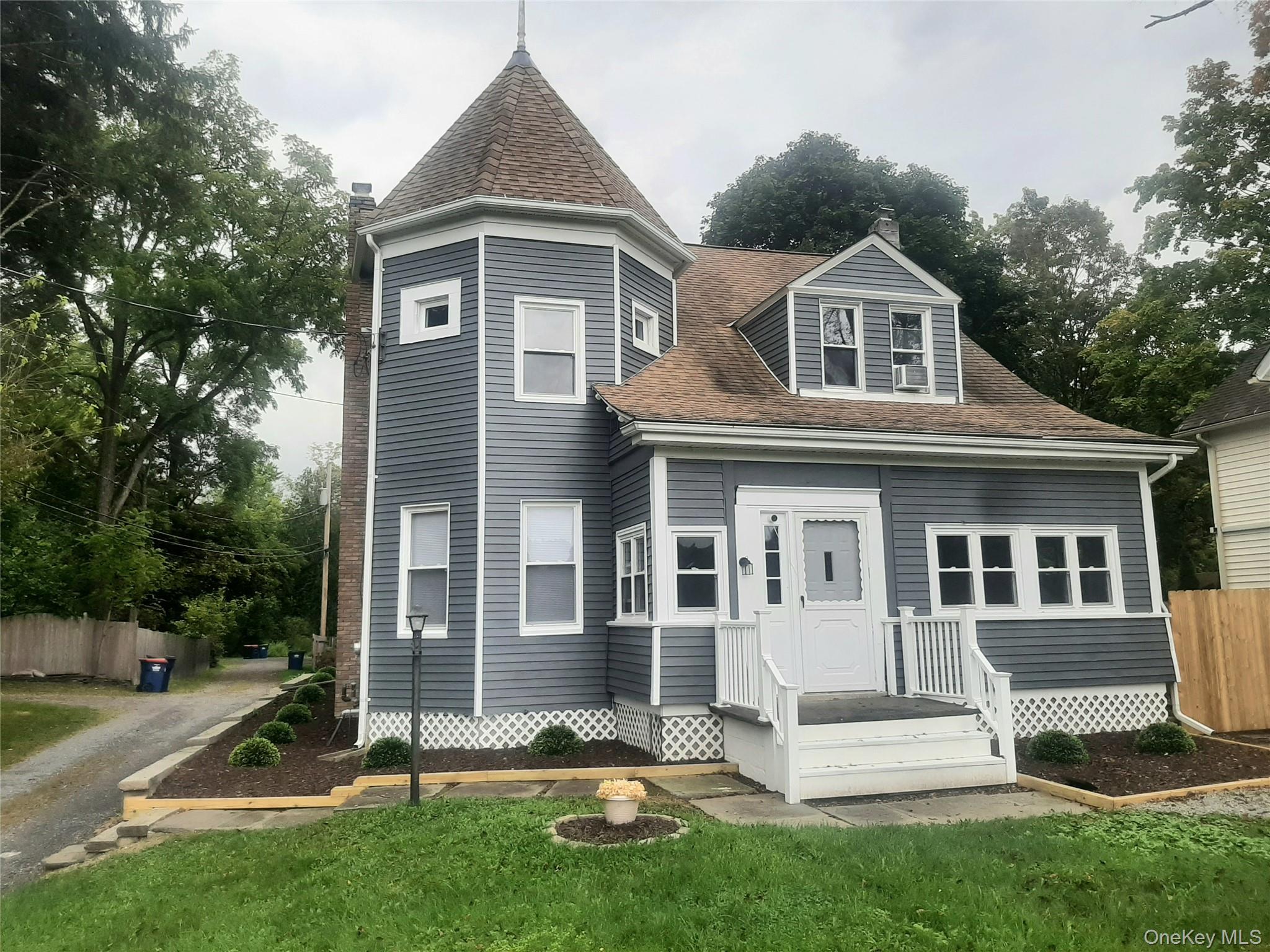 46 Old Post Road Property Photo 1