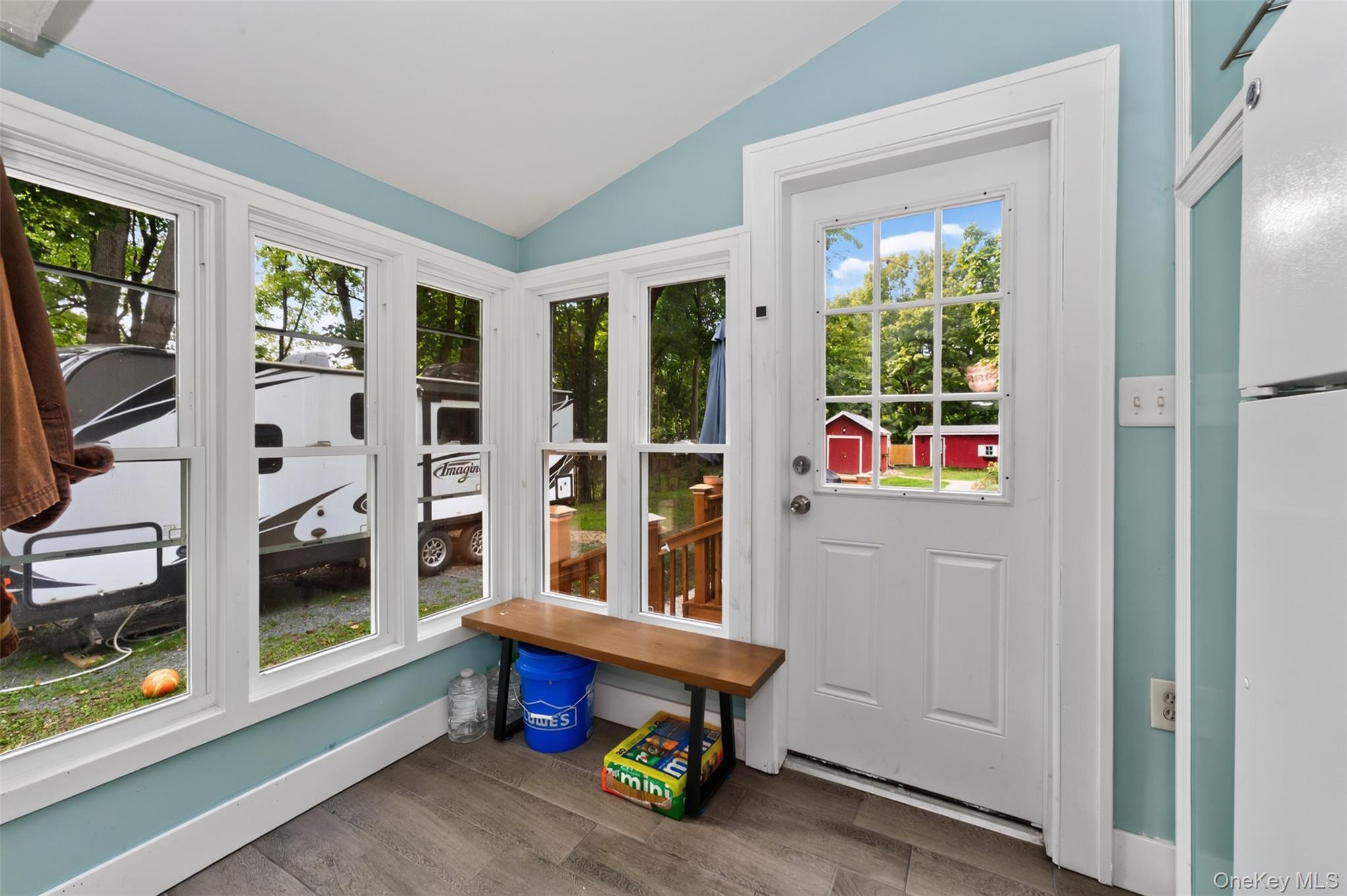 1407 Albany Avenue Property Photo 28