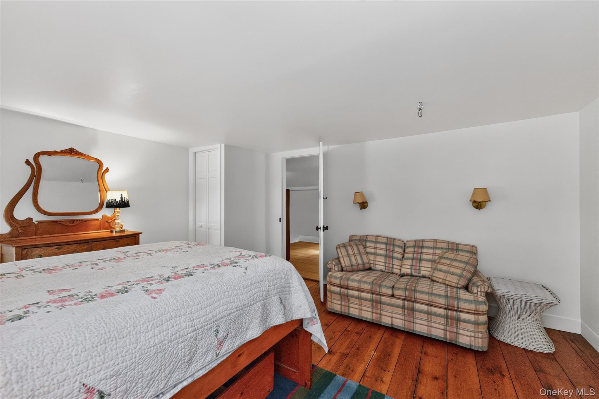 1407 Albany Avenue Property Photo 32