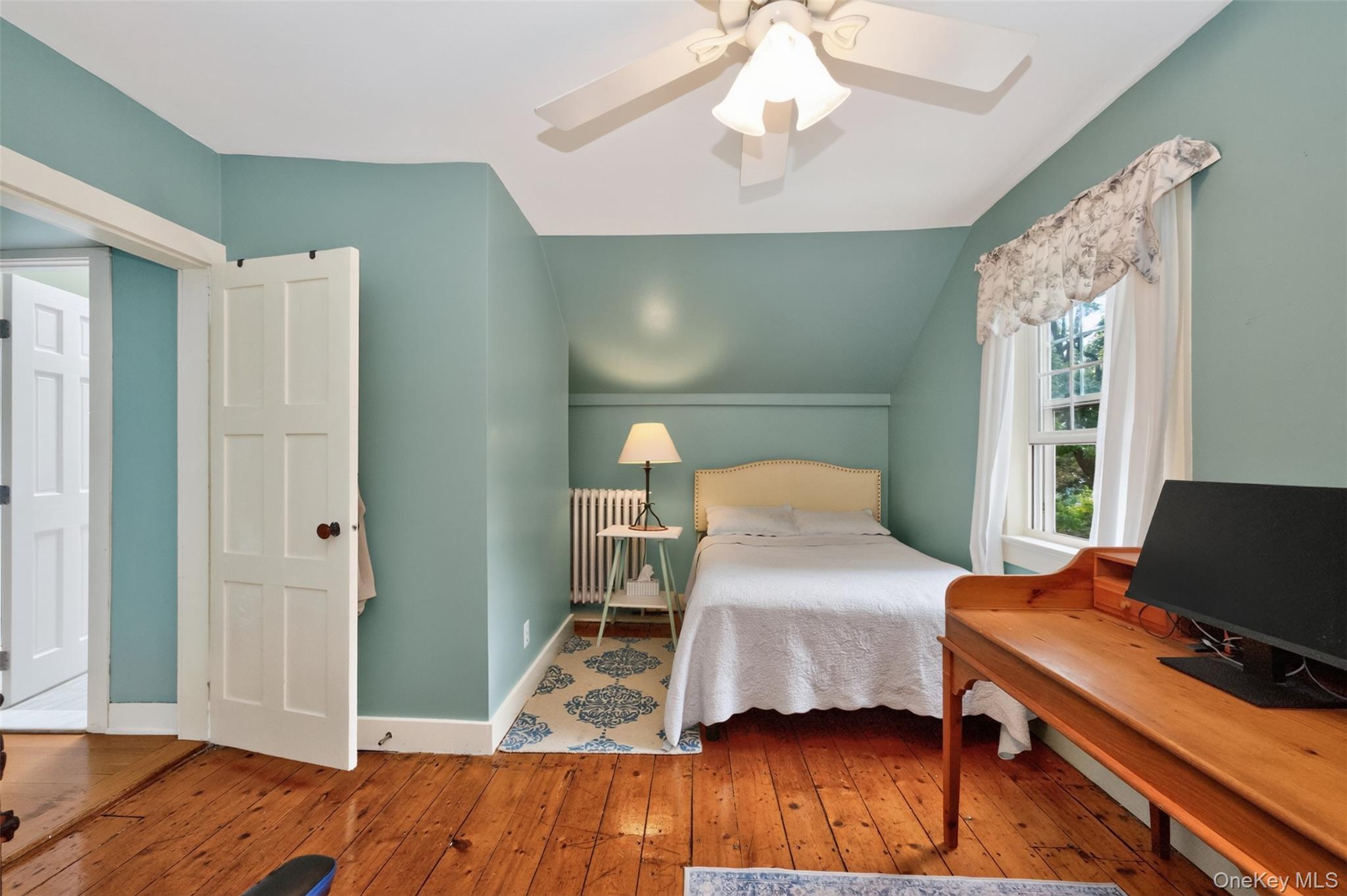 1407 Albany Avenue Property Photo 33