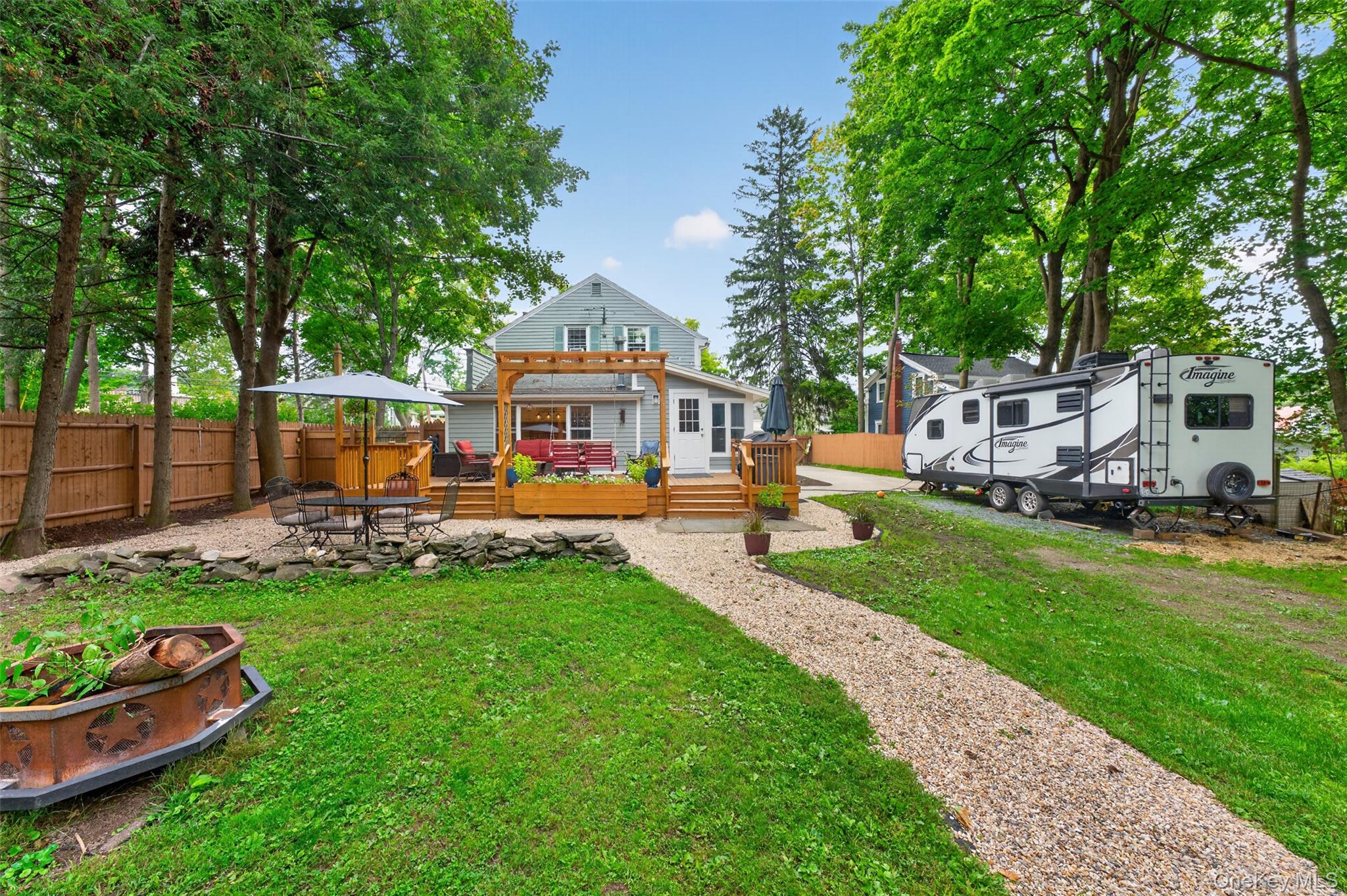 1407 Albany Avenue Property Photo 39