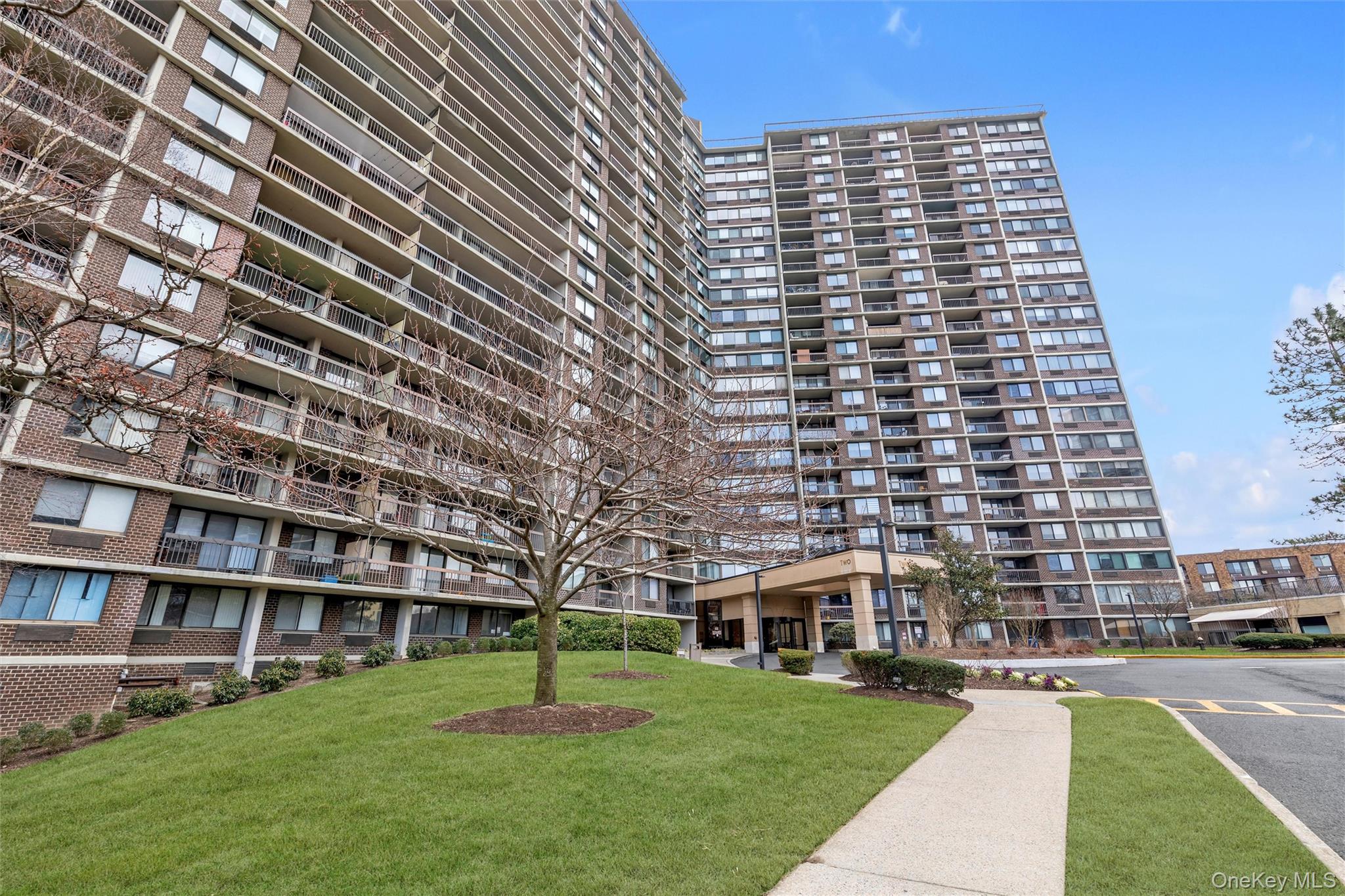 2 Bay Club Drive 20-o Property Photo 1