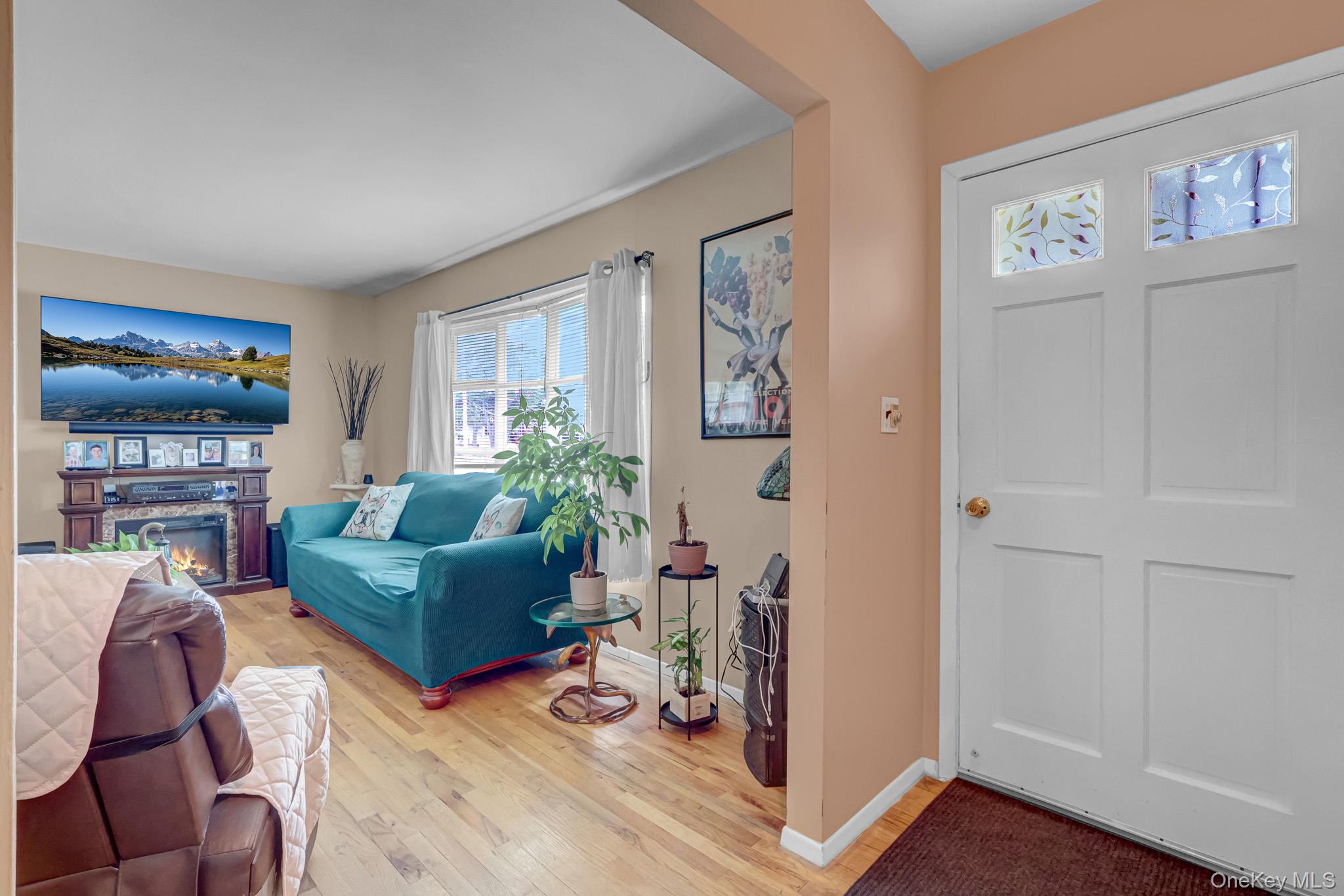 13 Haight Street Property Photo 7