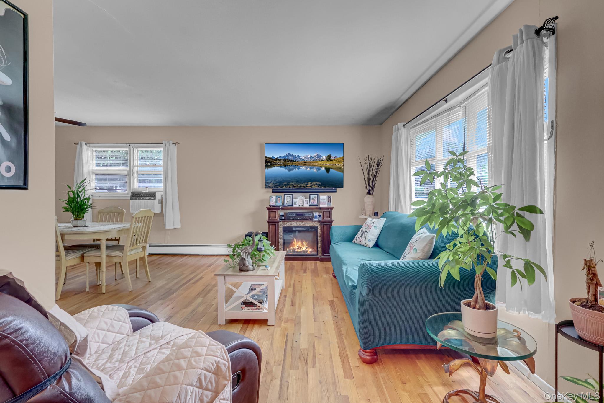 13 Haight Street Property Photo 8