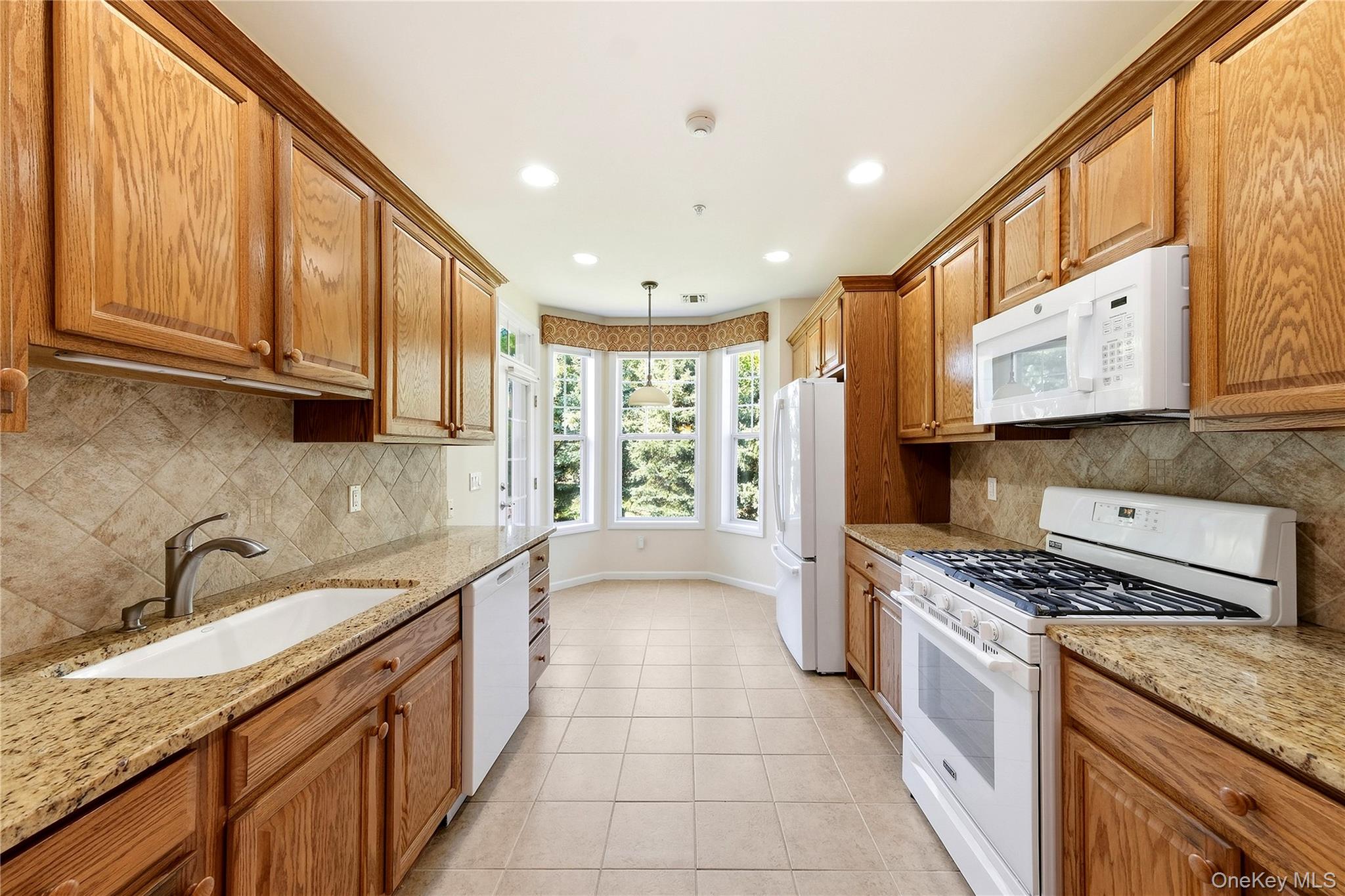 39 Symphony Drive Property Photo 21