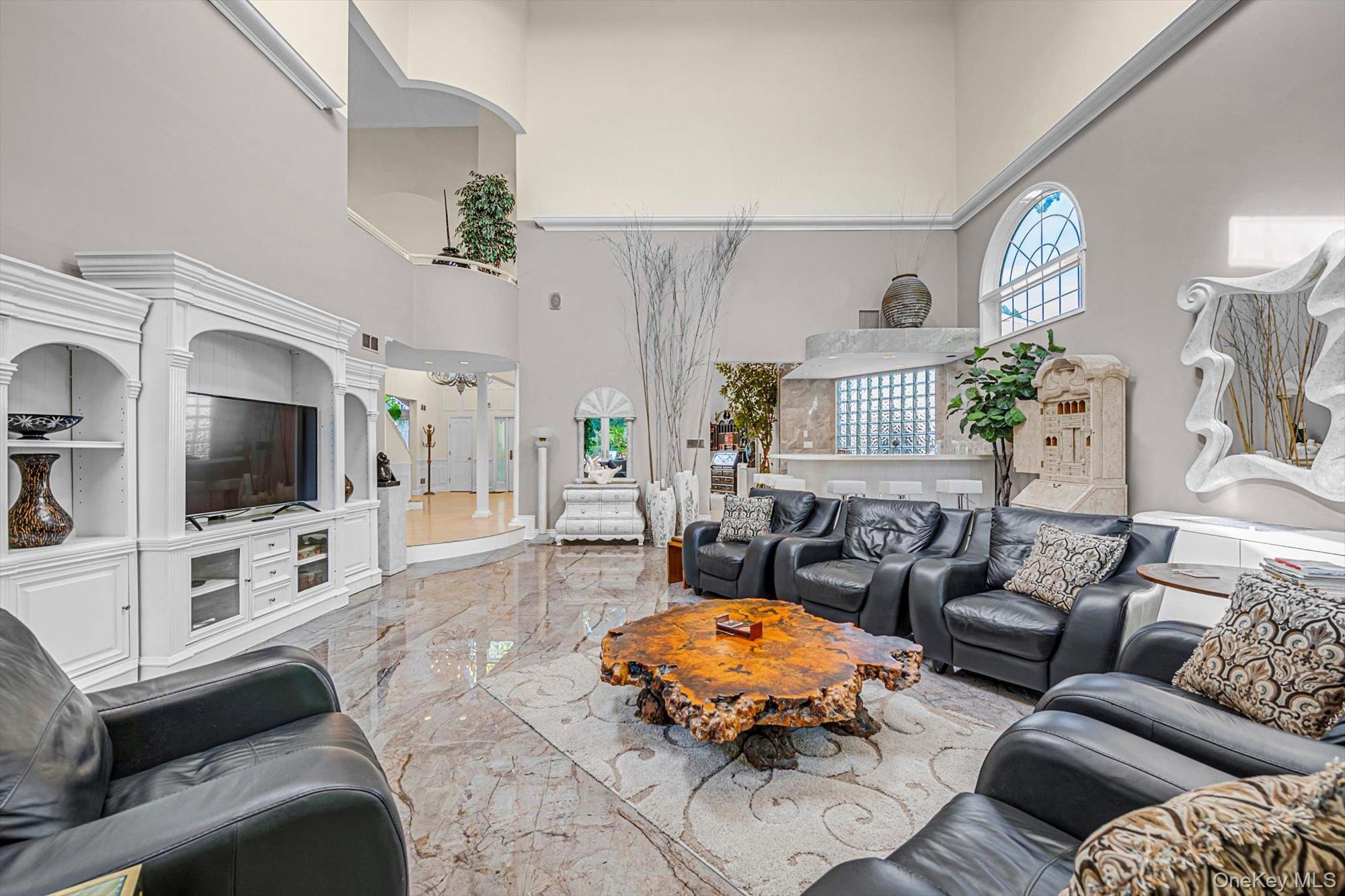 12 Gold Circle Property Photo 10