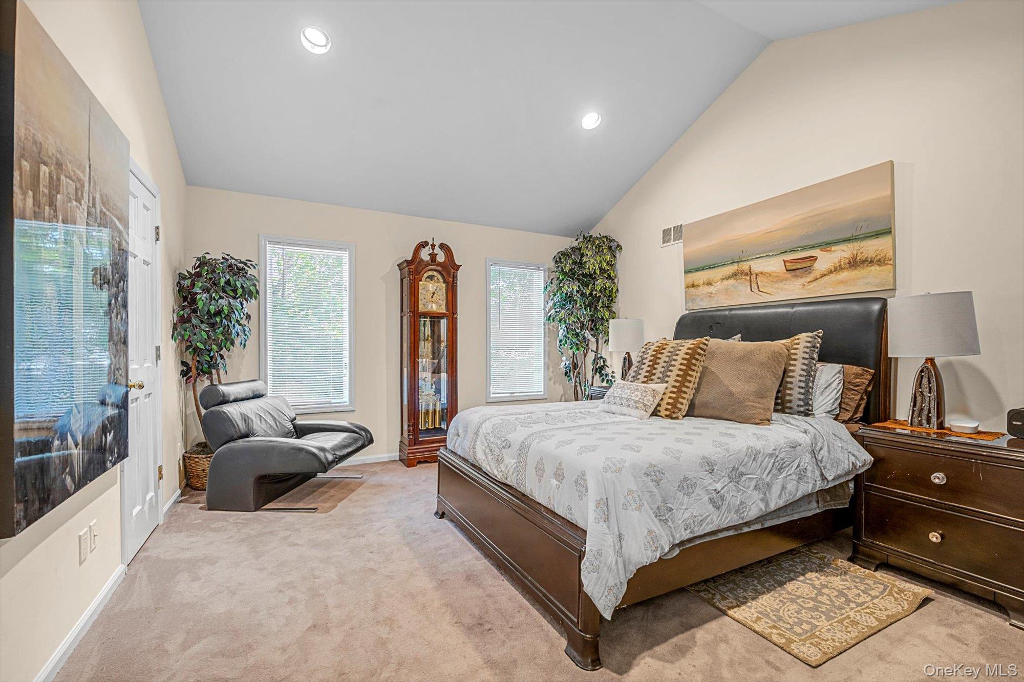 12 Gold Circle Property Photo 20