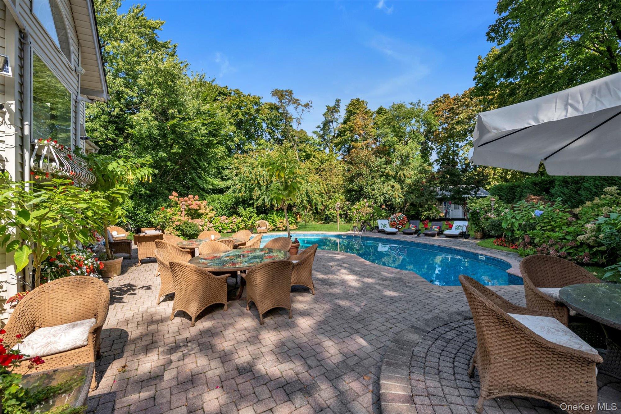 12 Gold Circle Property Photo 24